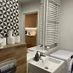 Apartment Sense New - Main Station And Center