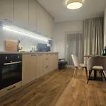 Apartment Sense New - Main Station And Center