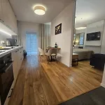 Sense New - Main Station And Center Apartment Breslau