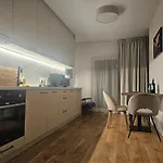 Sense New - Main Station And Center Apartment Breslau