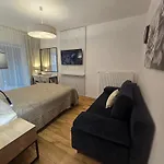 Apartment Sense New - Main Station And Center *