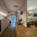 Sense New - Main Station And Center Apartment Breslau