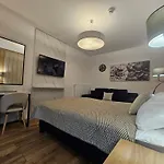 Sense New - Main Station And Center Apartment Breslau