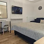 Sense New - Main Station And Center Apartment Breslau