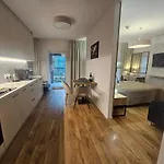 Apartment Sense New - Main Station And Center
