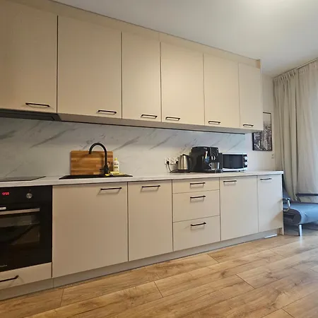 Appartement Sense New - Main Station And Center