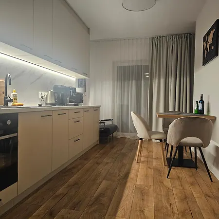 Sense New - Main Station And Center Apartman