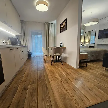 Apartman Sense New - Main Station And Center