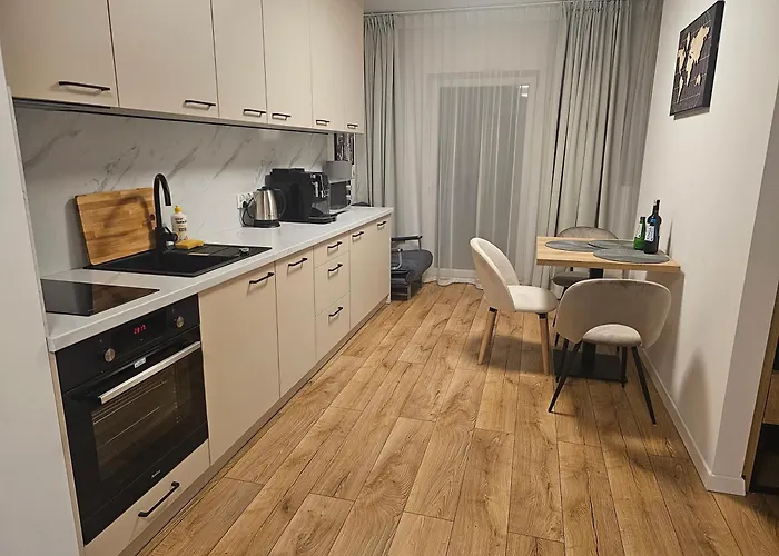 Apartmán Sense New - Main Station And Center