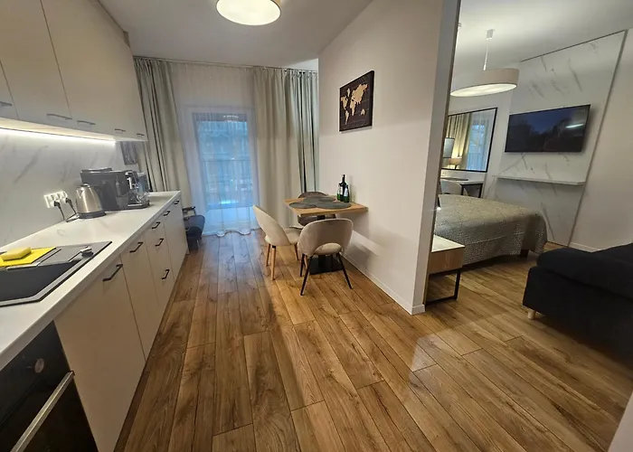 Sense New - Main Station And Center Apartman *